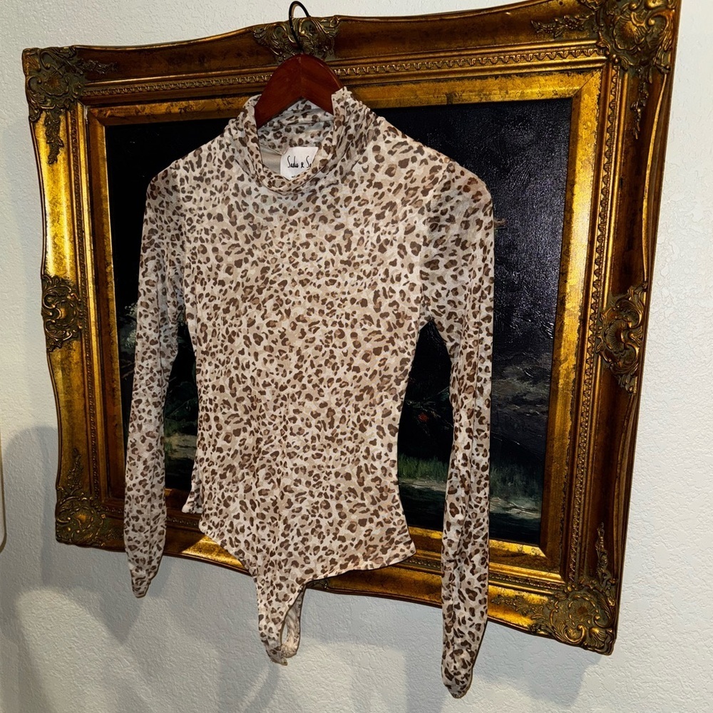 Sadie & Sage NEW Sadie Amor Felina Leopard Print Thong Bodysuit Long Sleeve S